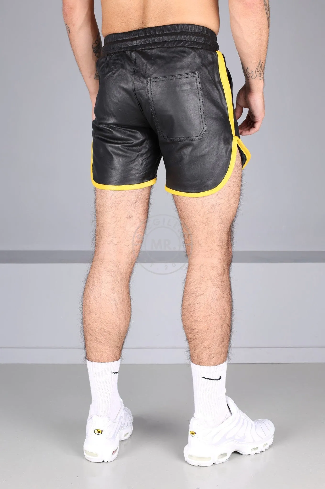 Berlin Black Leather Sport Short - Yellow Piping
