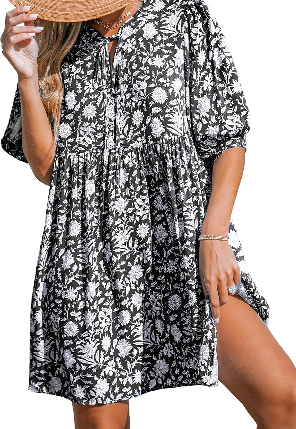 CUPSHE Women Floral Mini Summer Dress Ditsy V Neck Tie Puff Half Sleeve High Waist Smocked A Line Casual Beach Dresses