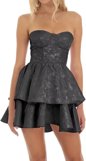 Embroidery Satin Short Homecoming Dresses for Teens 2024 Straplesss Tiered Prom Dress Mini Party Cocktial Gowns
