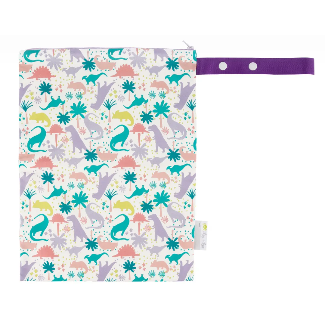 Itzy Ritzy Travel Happens Medium Wet Bags