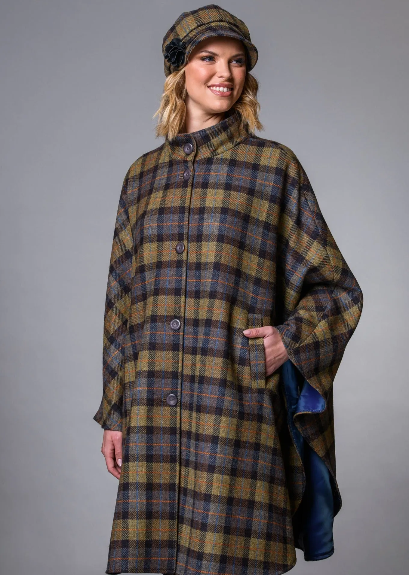 Mucros Dunloe Cape | Moss Check