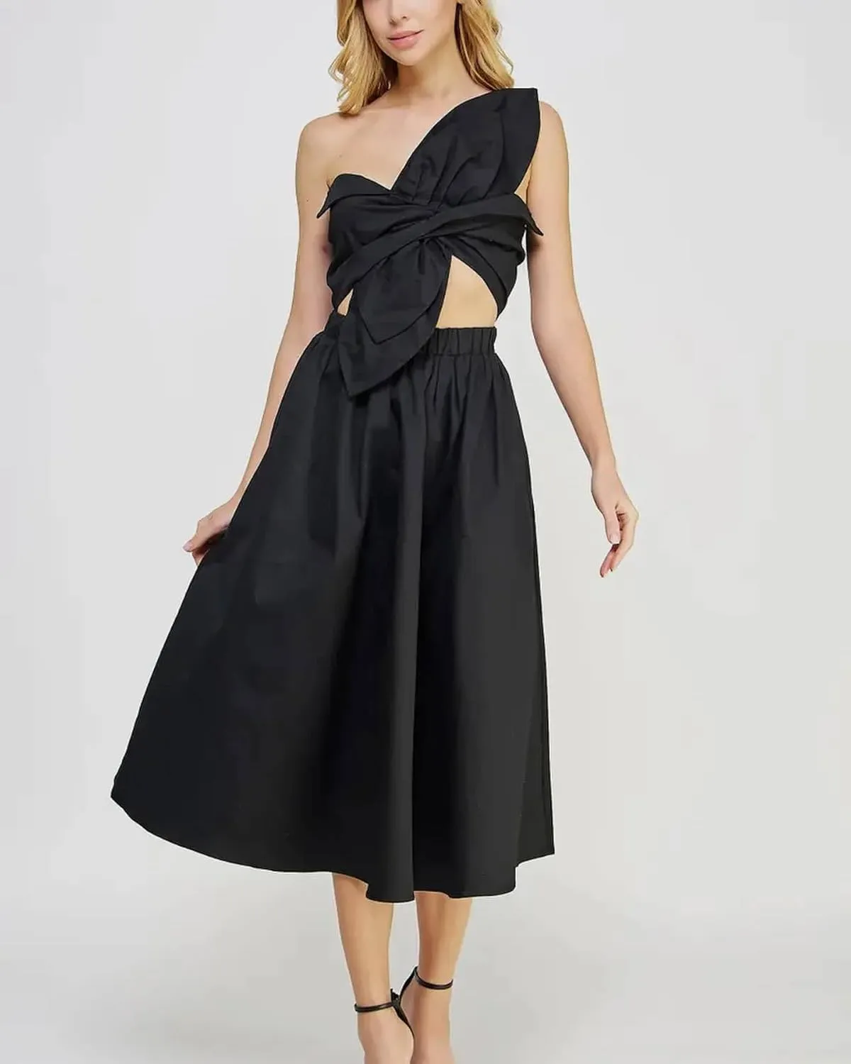 SHINFY Women's Summer One Shoulder Long Midi Dress Spaghetti Strap Cutout Smocked Wrap Top Flowy Beach Sundress