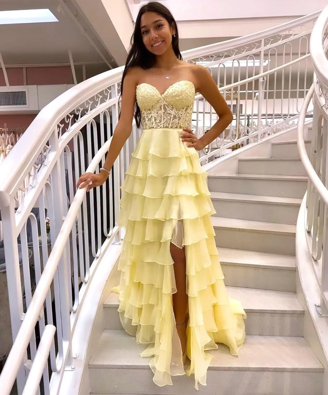 Strapless Tiered Lace Prom Dresses for Women 2024 Long Sweetheart Chiffon Corset Formal Evening Gown with Slit YH20