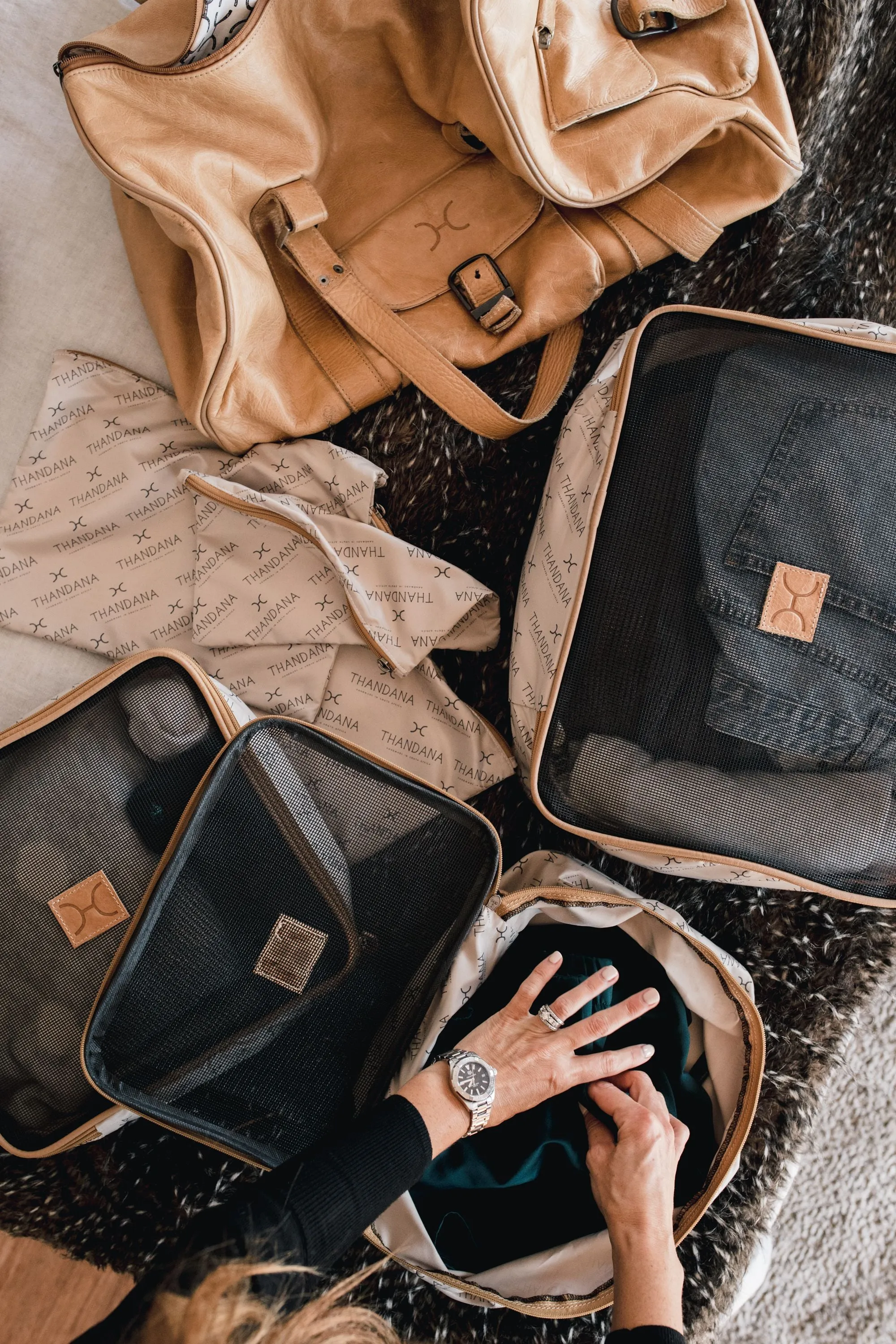 Travel Luggage Organizer Pods Logo Print