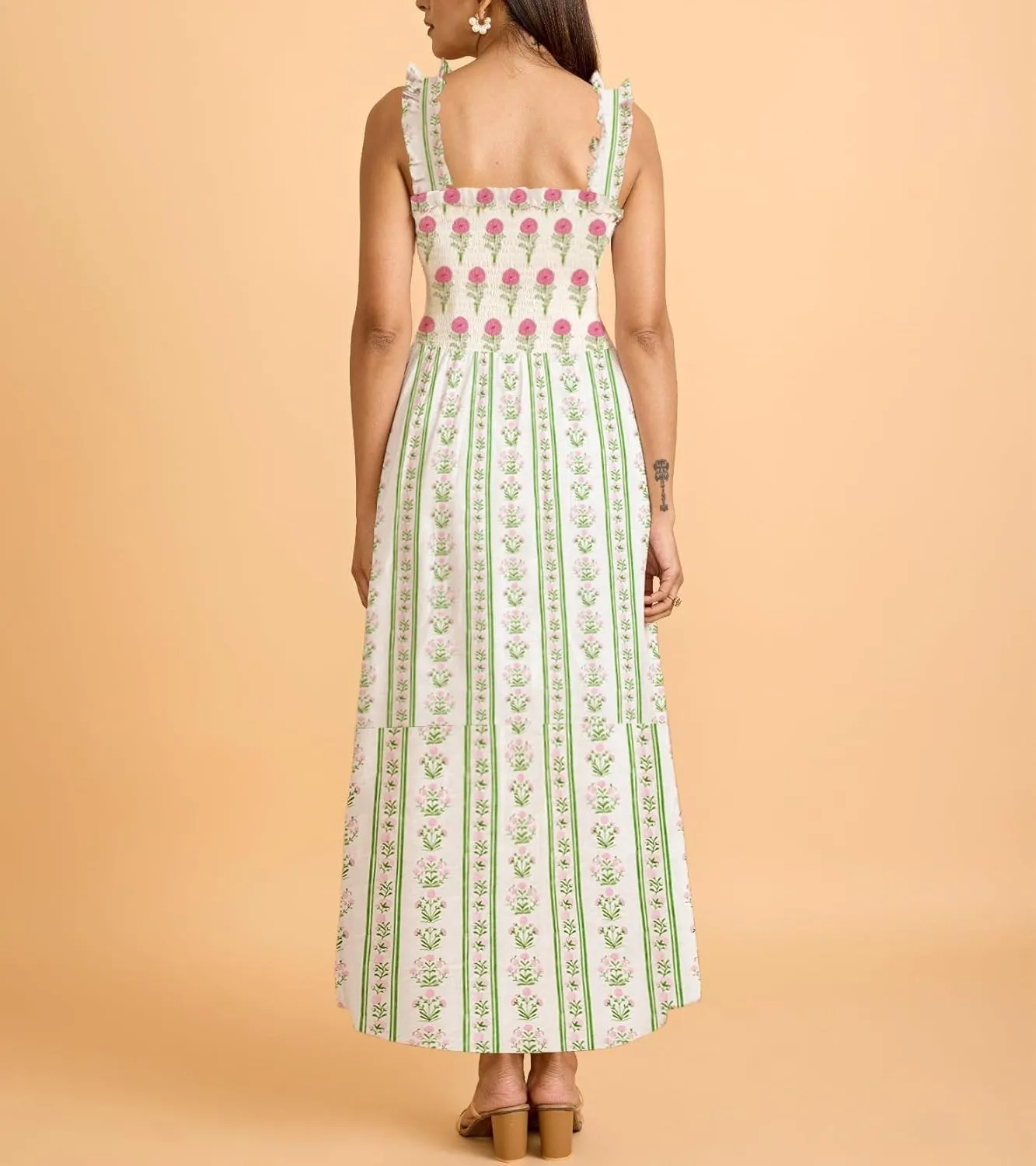 Women Boho Maxi Dresses Floral Spaghetti Straps Casual Smocked Beach Dress Square Neck A-line Flowy Sundress 2025 Summer