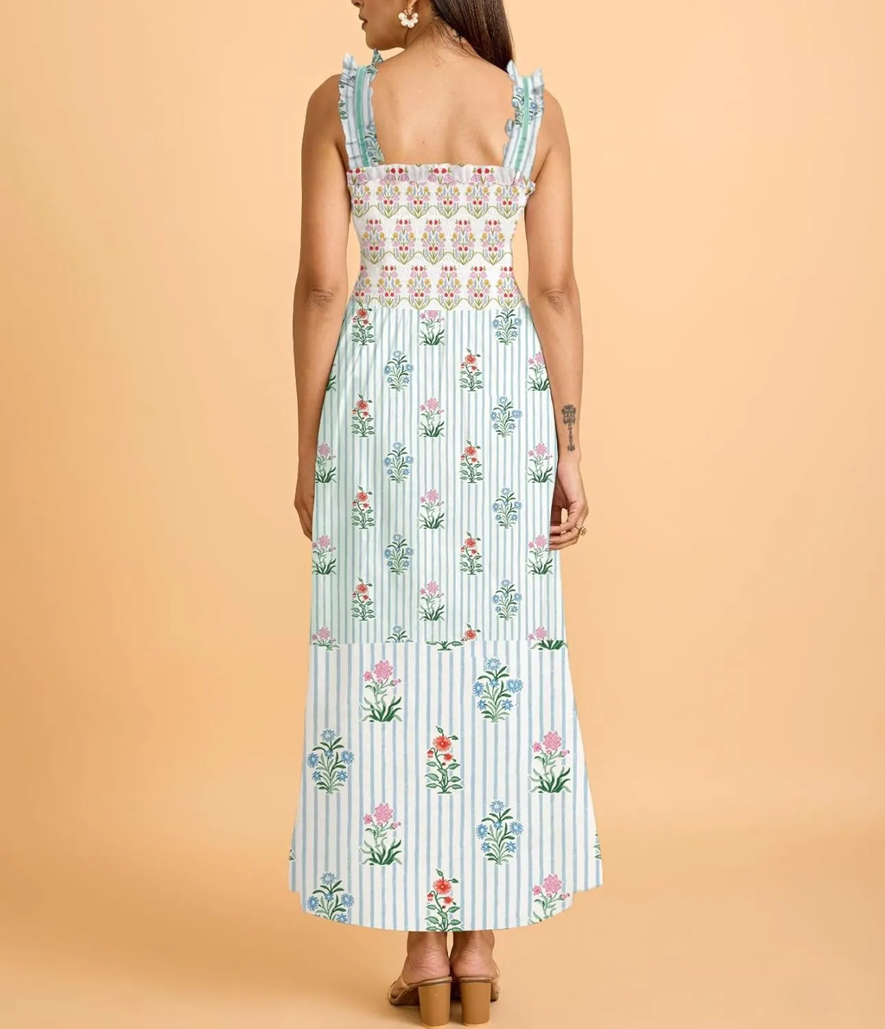 Women Boho Maxi Dresses Floral Spaghetti Straps Casual Smocked Beach Dress Square Neck A-line Flowy Sundress 2025 Summer