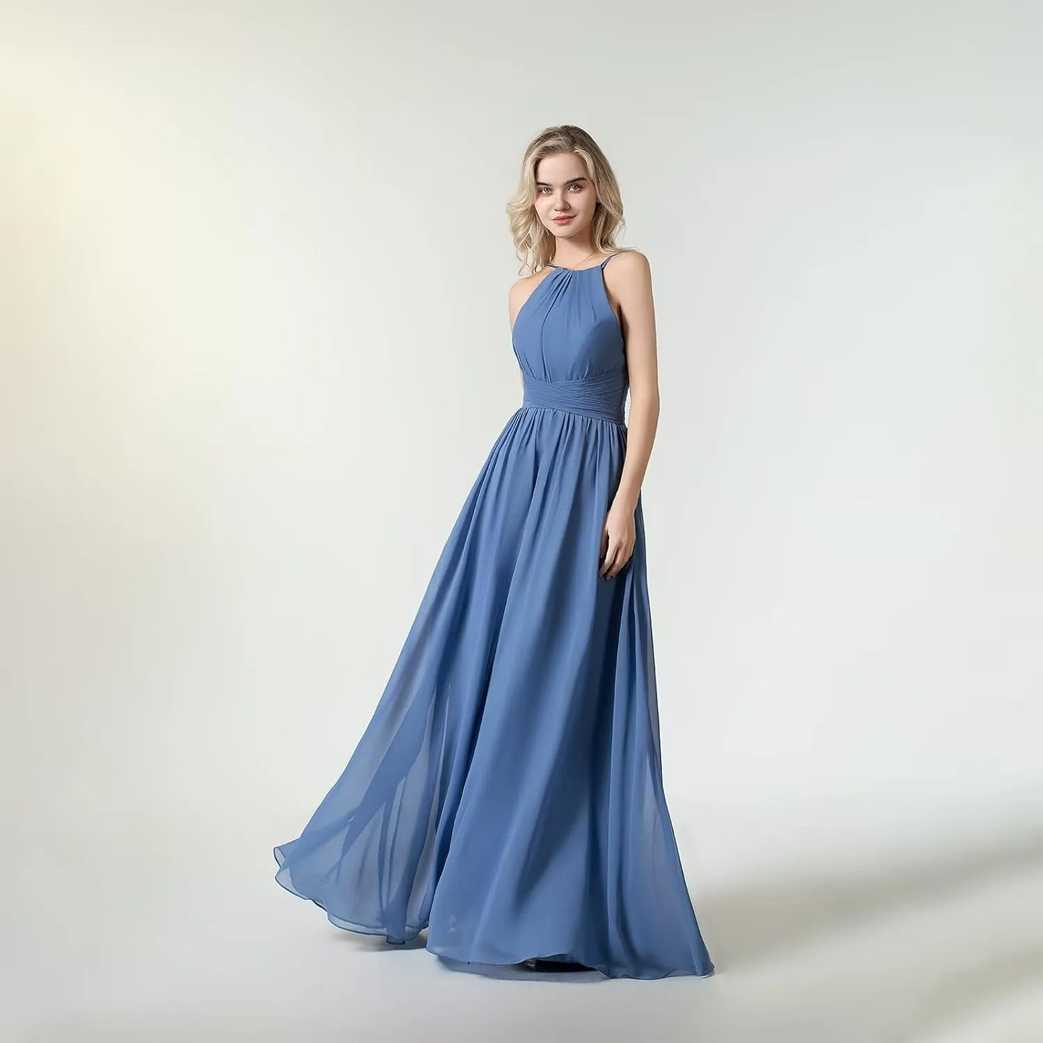 Women's Halter Sleeveless Bridesmaid Dresses Long Chiffon Formal Dresses Pleated Simple A-Line Evening Gowns