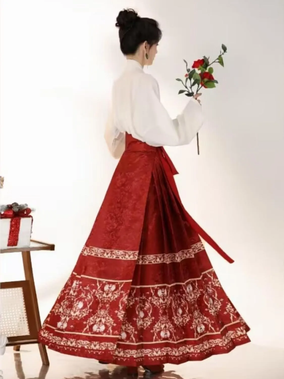 Women's Traditional Chinese Hanfu Dress, 2-Piece Chinese-Style Ancient Cosplay Costume, M/XL